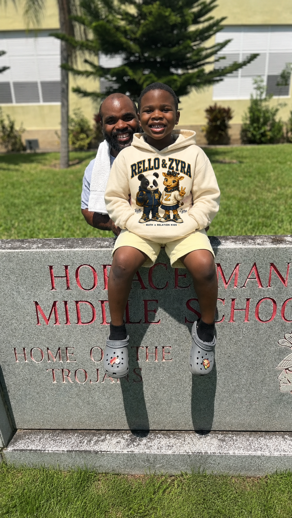 RELLO & ZYRA™ Kids Hoodie